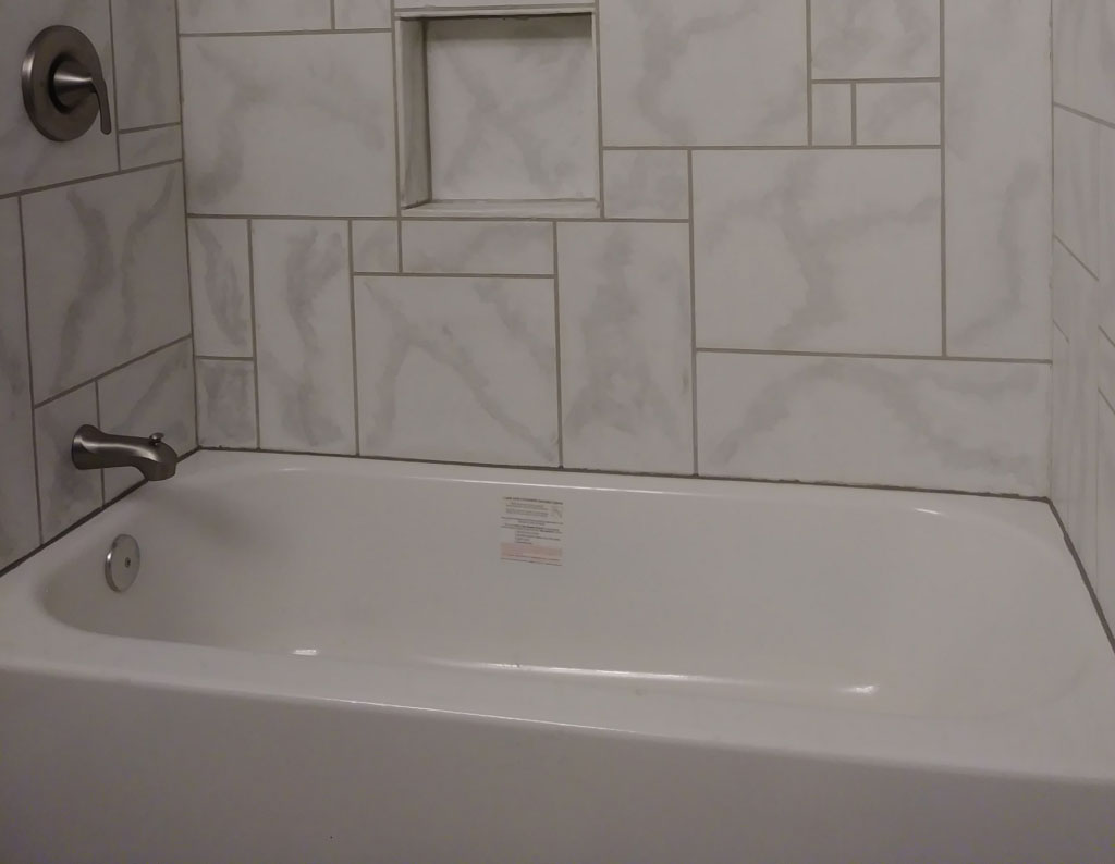 Standard Tub Resurfacing - Custom Tub and Tile Resurfacing